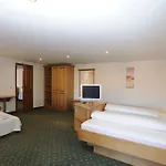 Ochsen Szálloda 3*